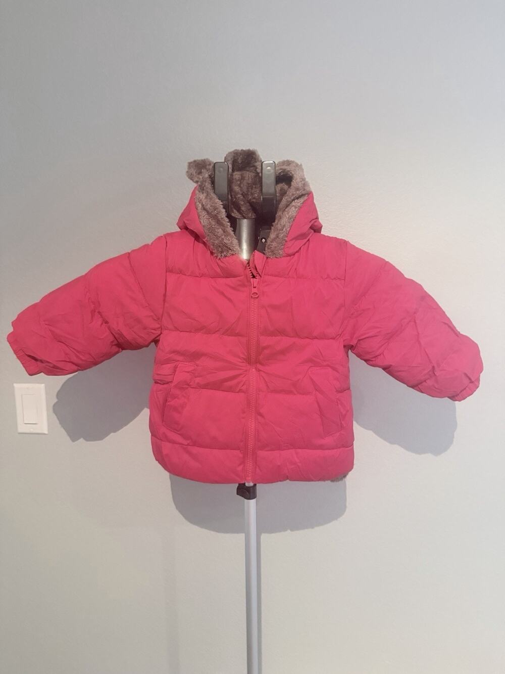 Toddlers Red Jacket With Brown Fur Inside Size Eu 90 (18 To 24 Months) New